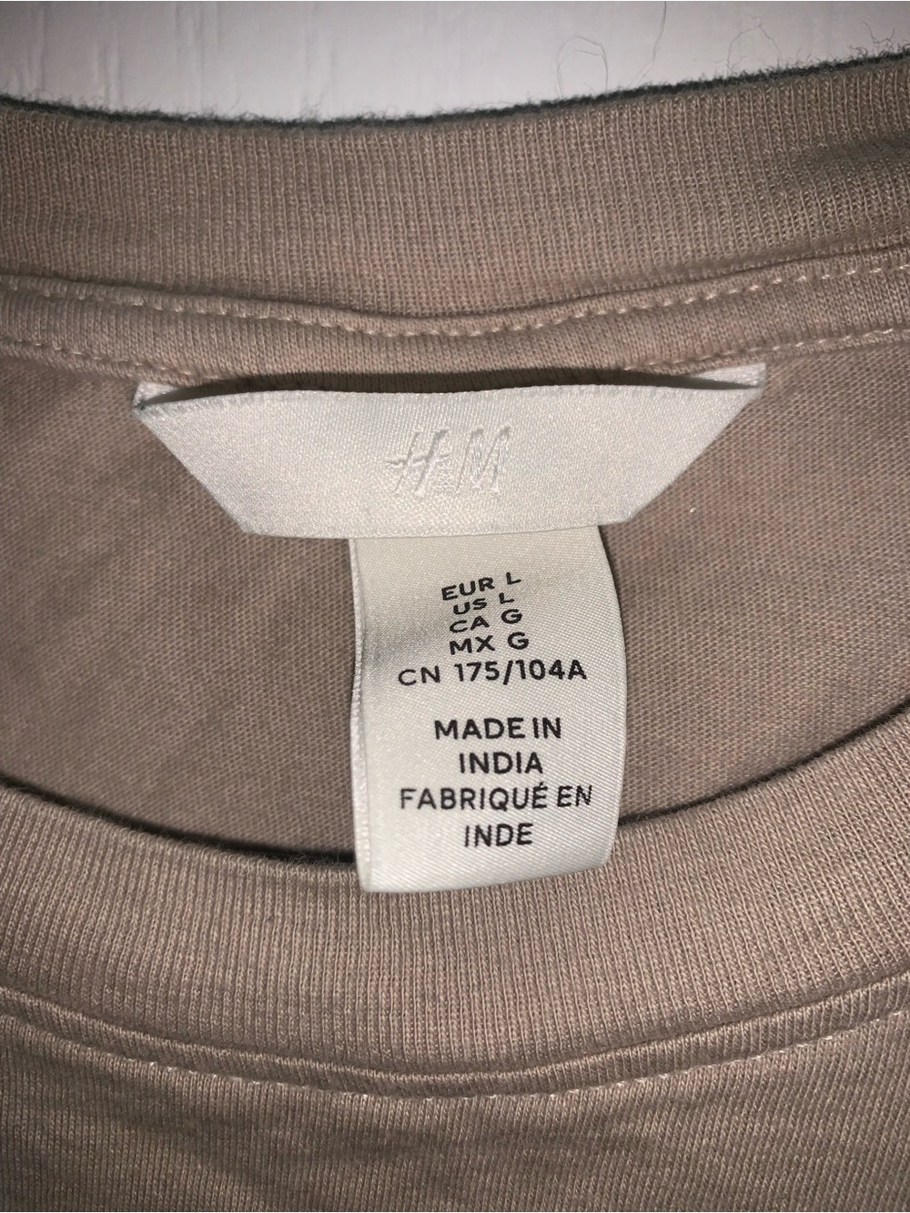 H&M basic tee - Picture 2 of 2